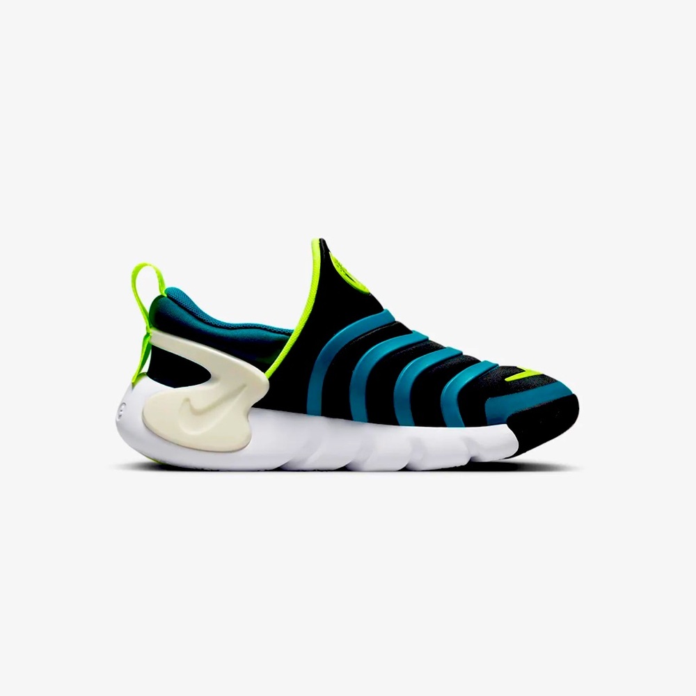 Nike Kids Dynamo Slip On Shoes 1.5